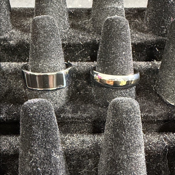 Lot of 2 Silver Band Ring number 10